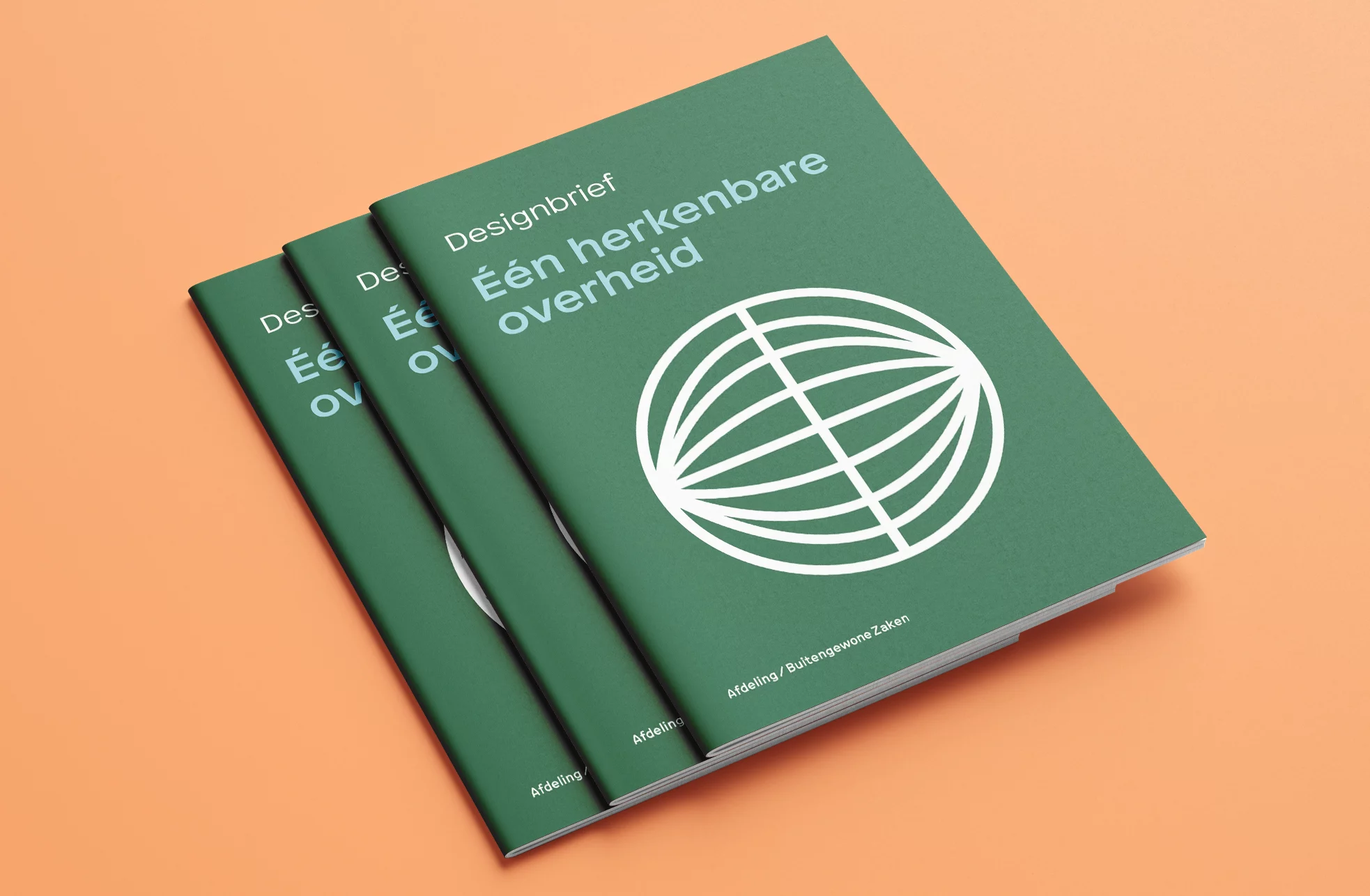 De Designbrief ‘Één herkenbare overheid’ in handzame boekvorm, als vertrekpunt na het ontwerpend onderzoek.